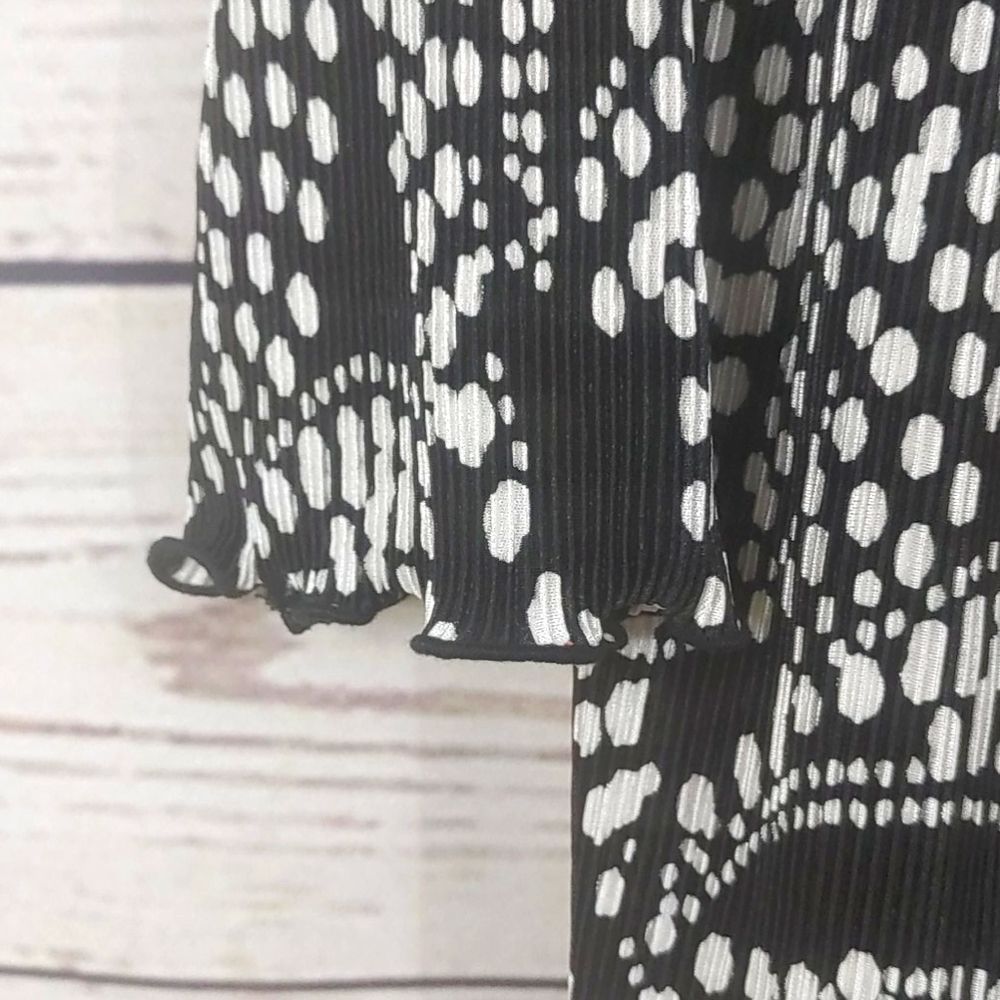FAUX Tank/Jacket - Picture 5 of 6